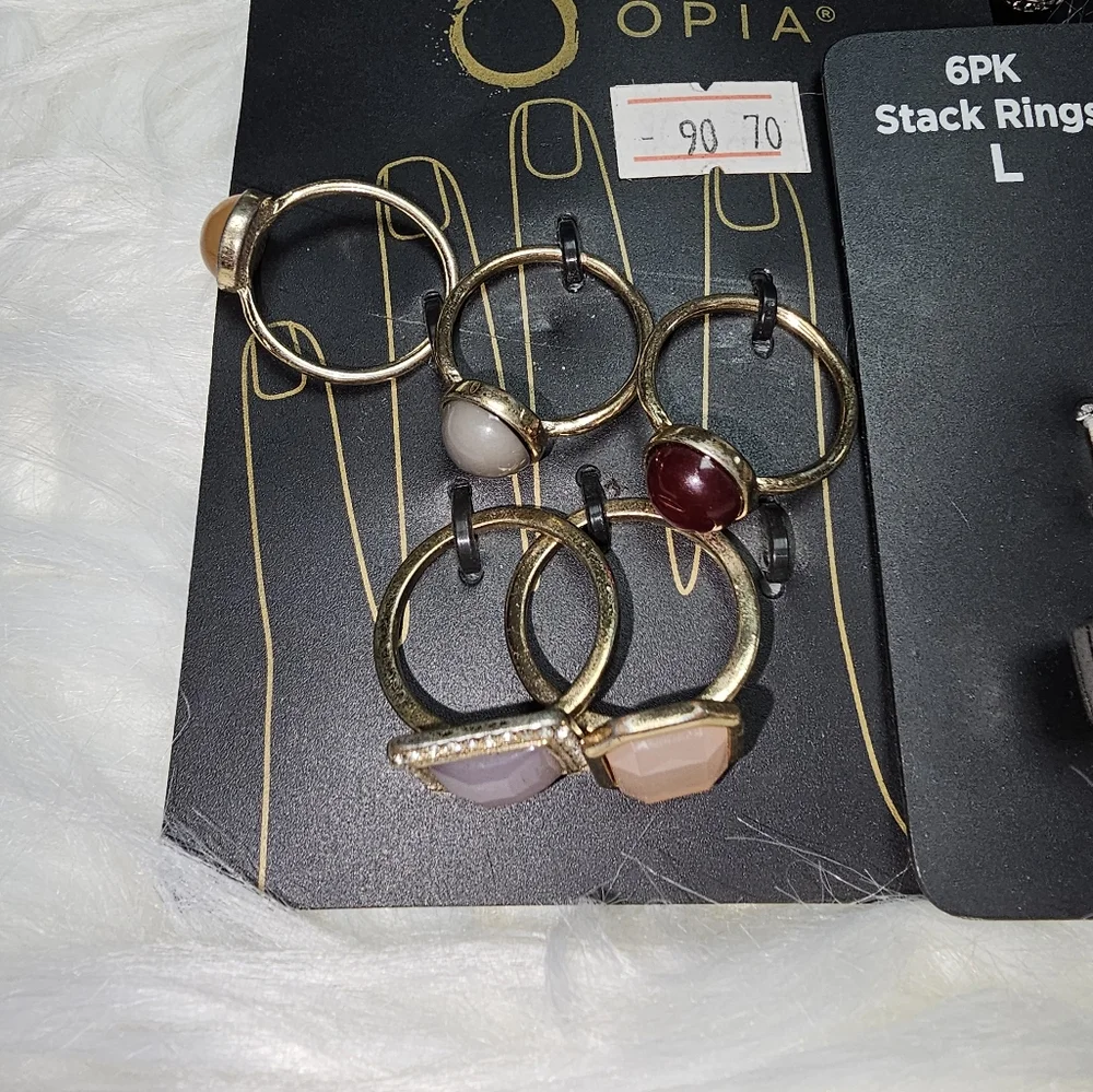 Multiple New‎ Rings - Picture 2 of 7